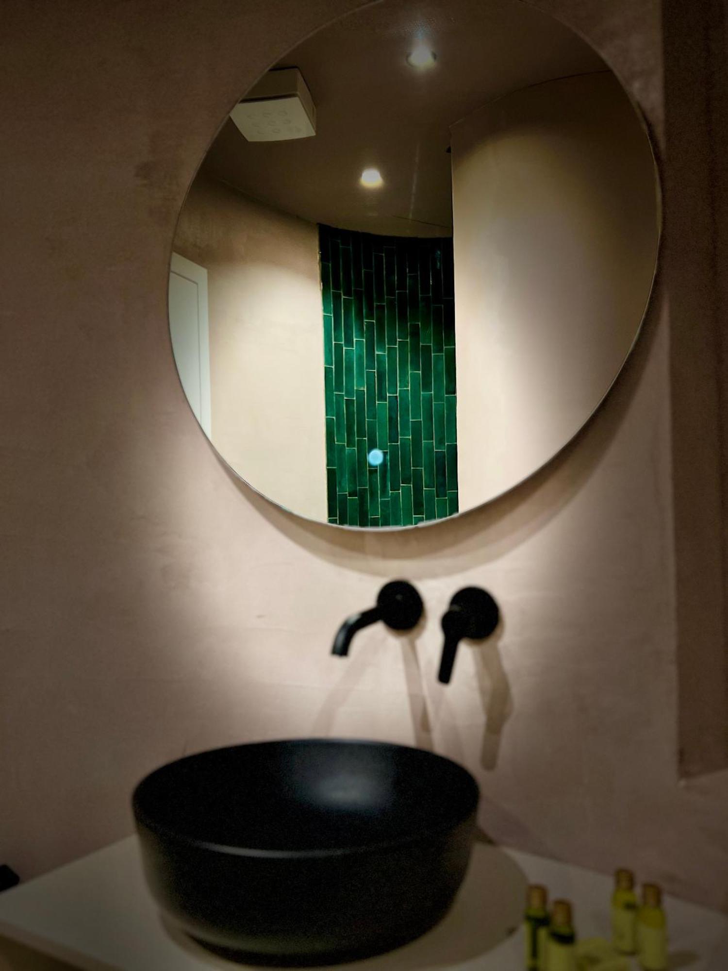 Rex Hotel Boutique Tirana Esterno foto