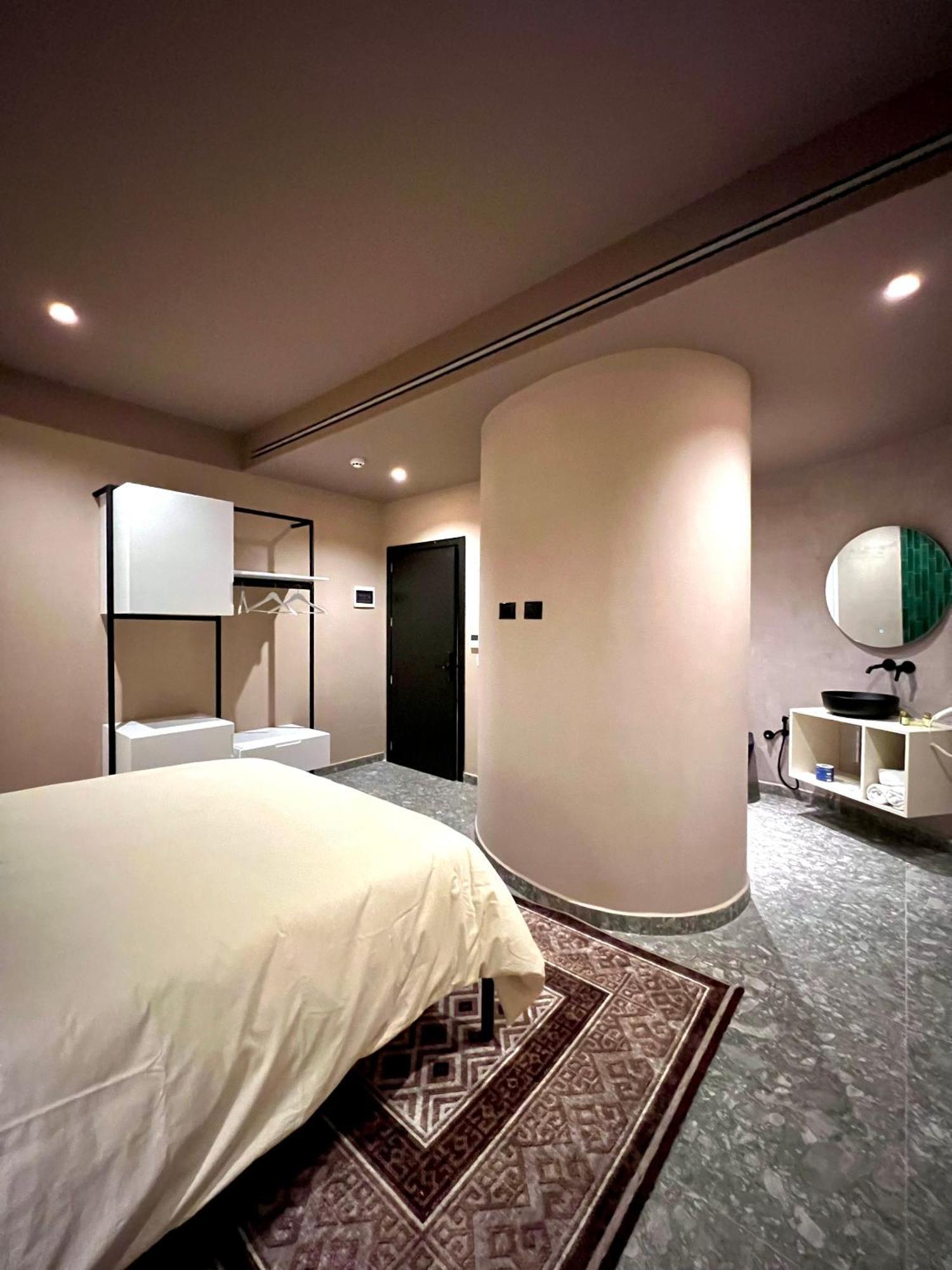 Rex Hotel Boutique Tirana Esterno foto