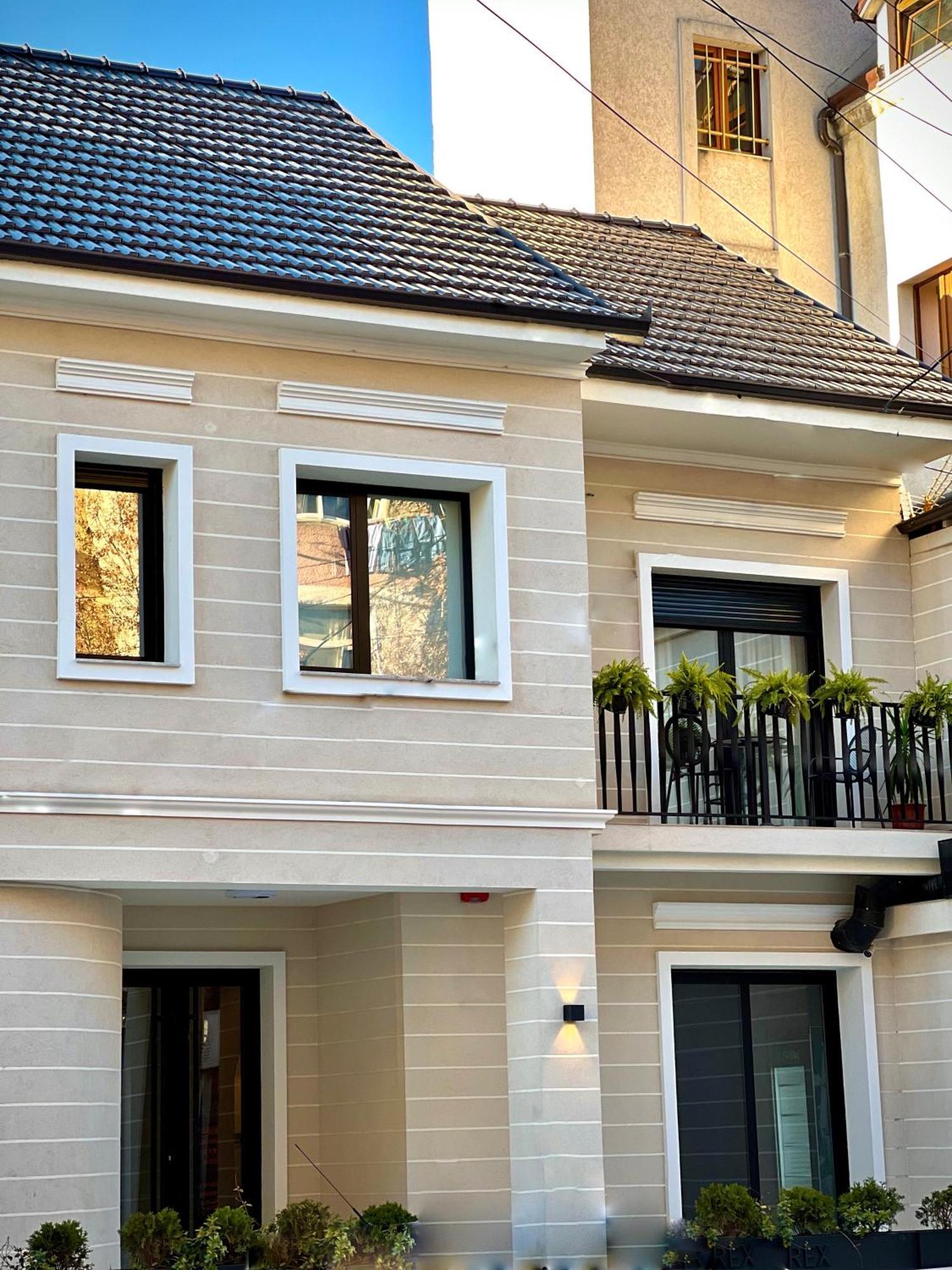 Rex Hotel Boutique Tirana Esterno foto