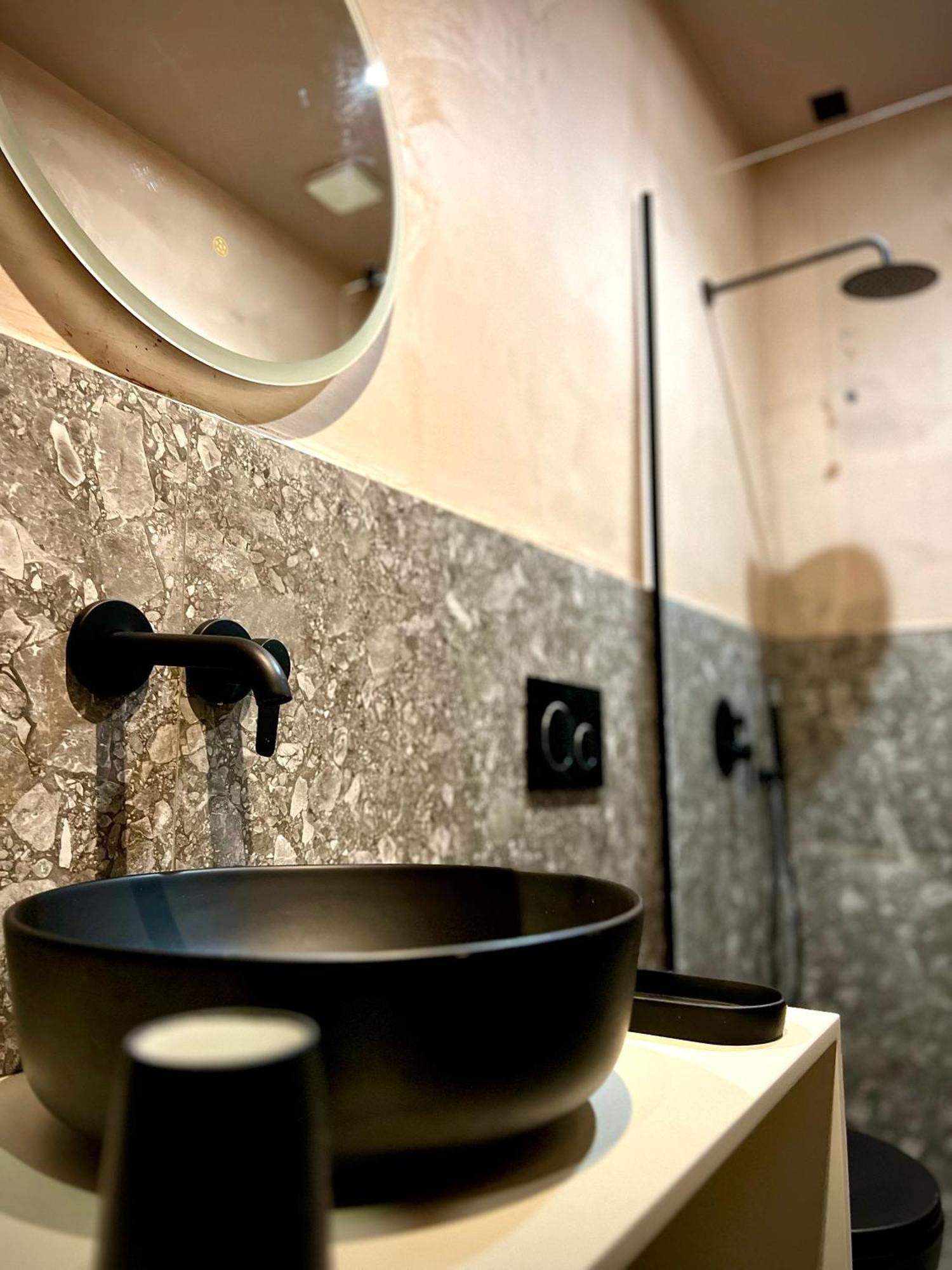 Rex Hotel Boutique Tirana Esterno foto
